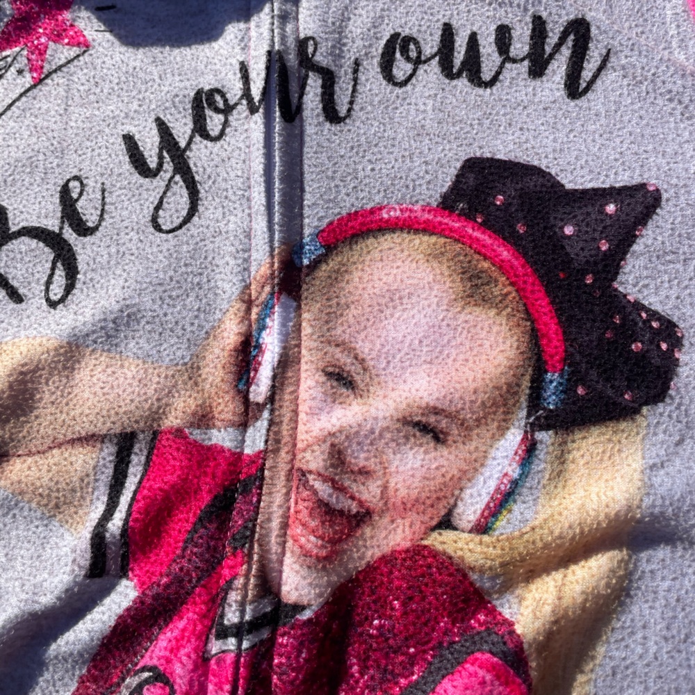 JoJo “Be Your Own Star” pajama onesie (M) - Picture 4 of 6